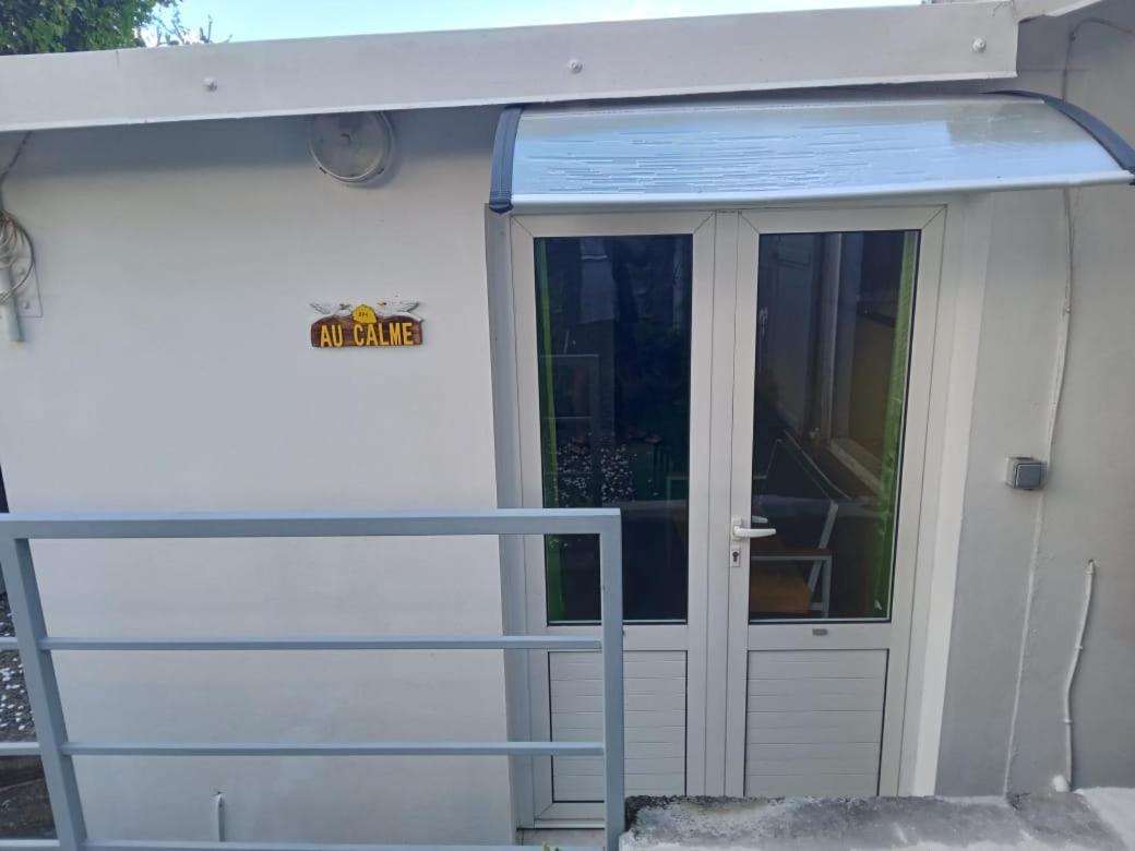 Apartamento Le Calme Saint-Joseph Exterior foto